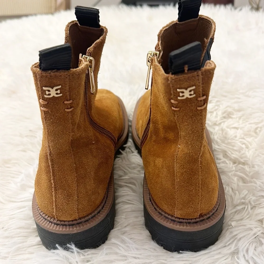 NEW $178 Sam Edelman Laguna Chelsea Lug Sole brown boot size 4